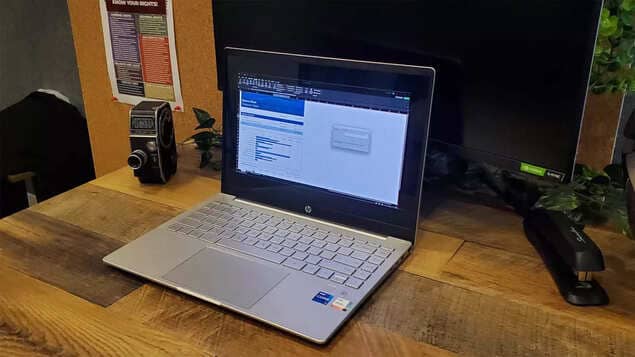 Ноутбук для работы - HP Pavilion Plus 14 (2022)