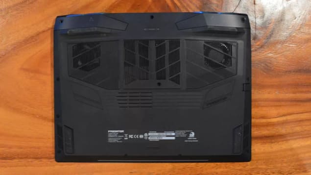 Нижняя панель Acer Predator Helios 300 (2022)