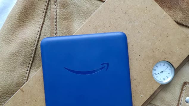 Синий Amazon Kindle (2022)