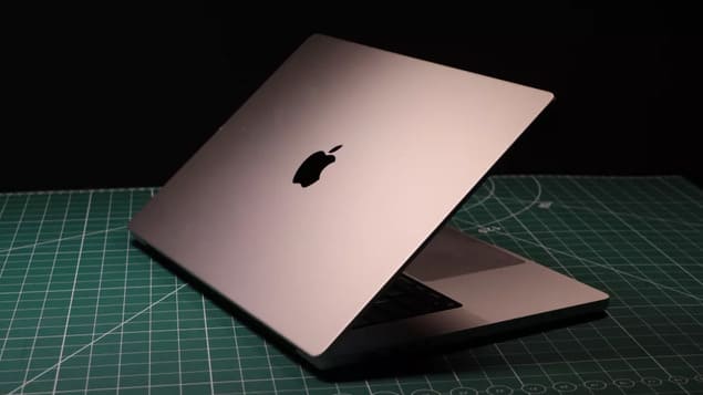 Новый Apple MacBook Pro 16 (2023)