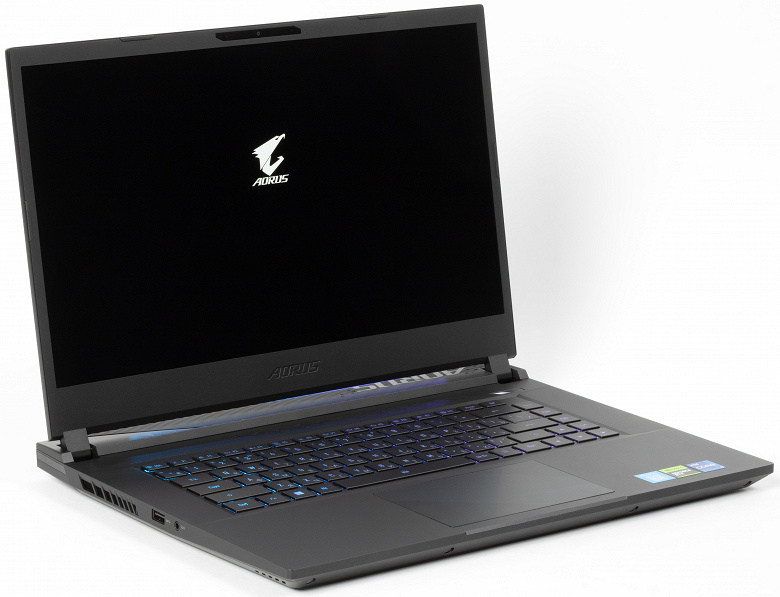 Игровой ноутбук Gigabyte Aorus 15 BSF с Nvidia GeForce RTX 4070 Laptop: модель 2023 года на процессоре Intel 13-го поколения