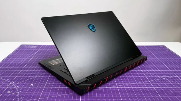 Обзор MSI Raider 18 HX AI (2025)