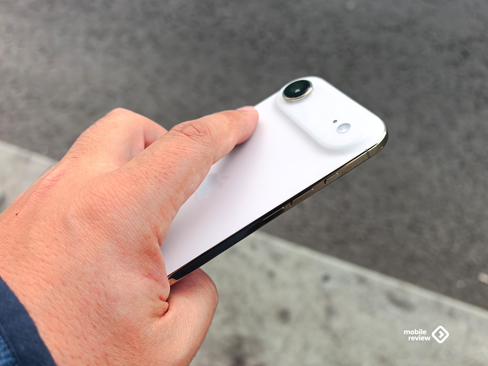 Обзор Apple iPhone Air. Минимализм тонкого смартфона, второй телефон на iOS