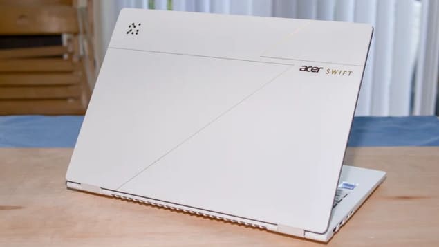Обзор Acer Swift Edge 14 AI (2025): удивительно лёгкий